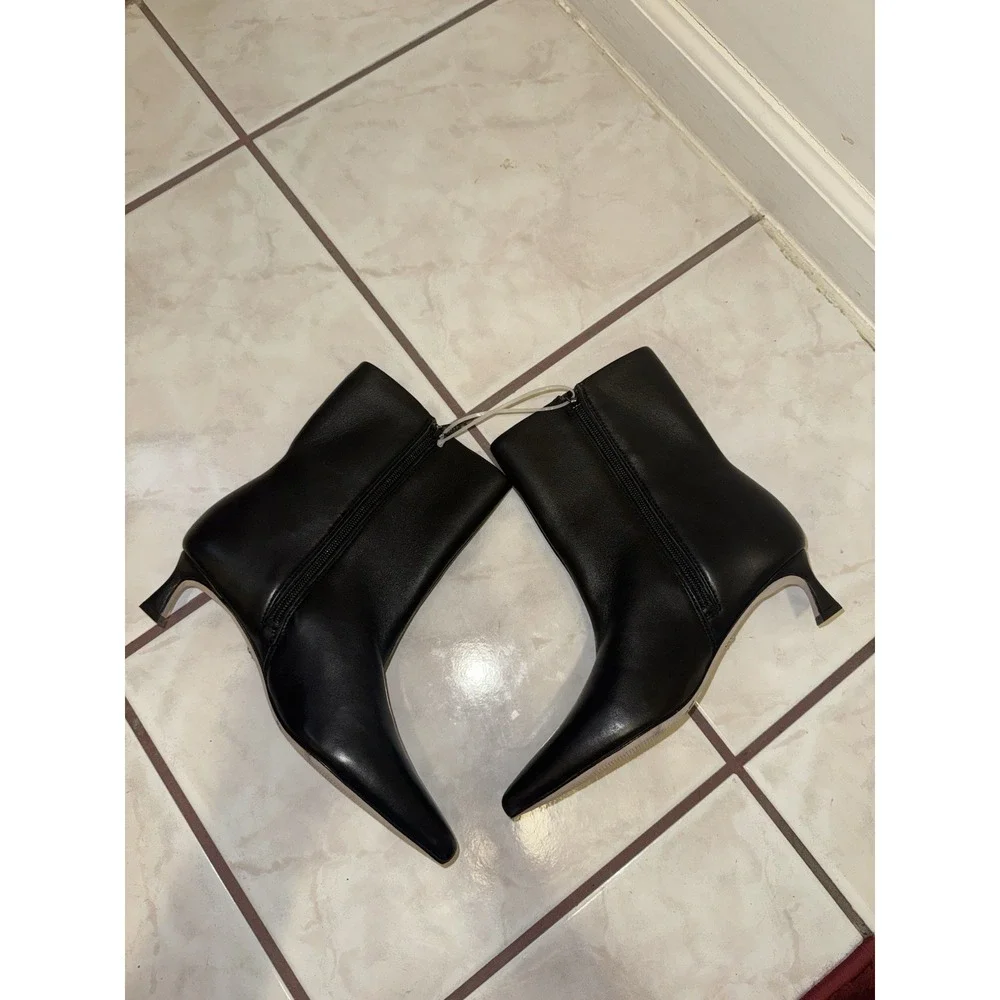 NEW Antonio Melani Jennifer Sumko‎ Boots Women Black Kitten Heel Size 6